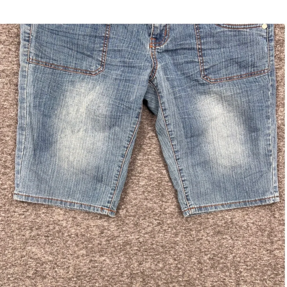 Peace Love Happiness Womens Denim Bermuda Shorts‎ Medium Wash Y2K Size 9/10